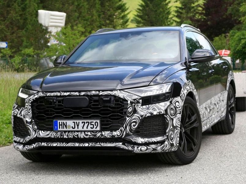 AUDI RS Q8